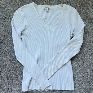 WHITE RIBBED SWEATER (ST. JOHNSON BAY) -size medium